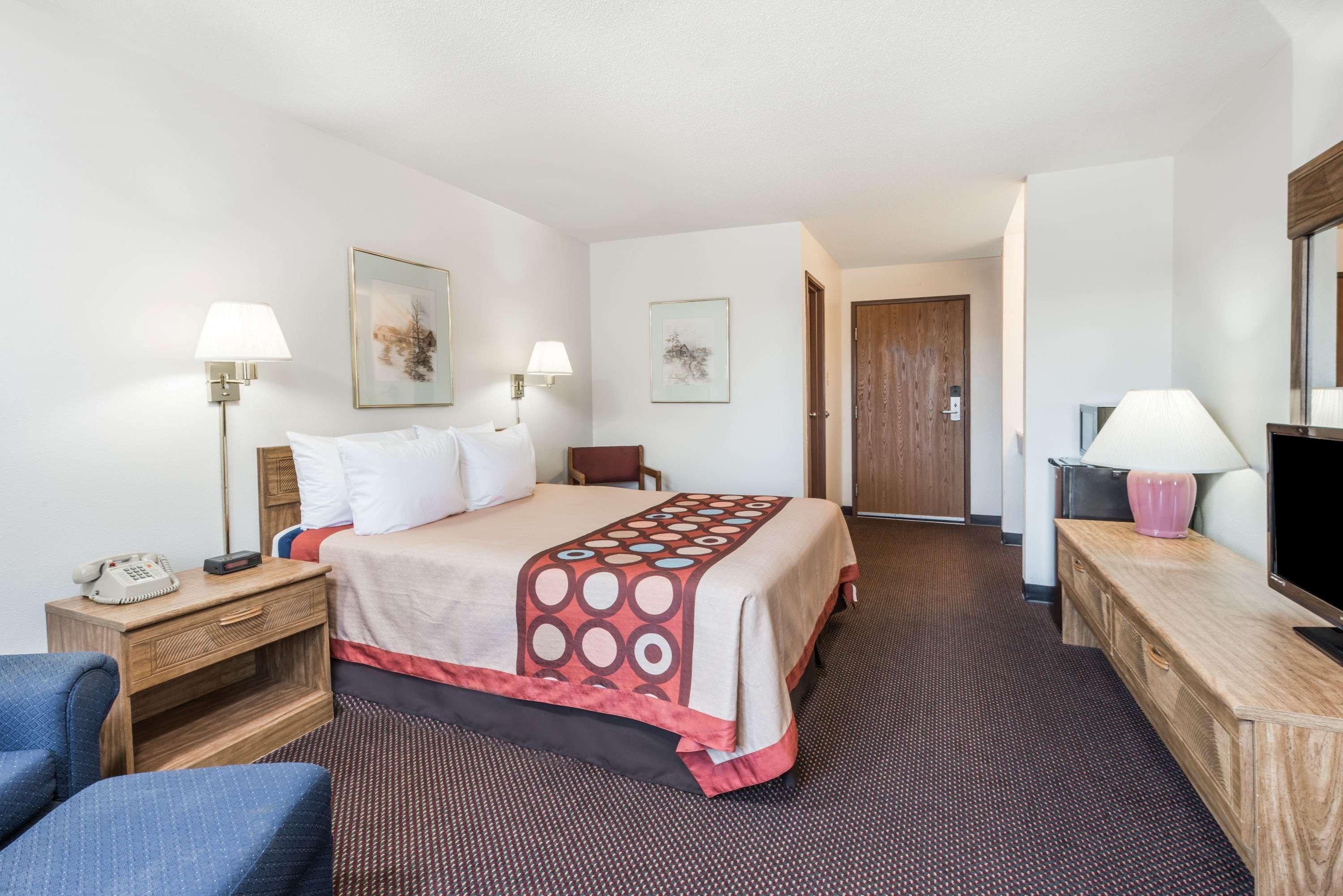 Super 8 By Wyndham 2*